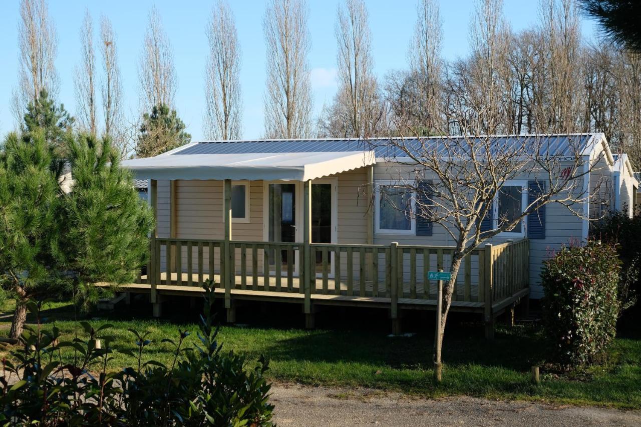 Camping Les Lacs D'Armagnac Bretagne-d'Armagnac Bagian luar foto