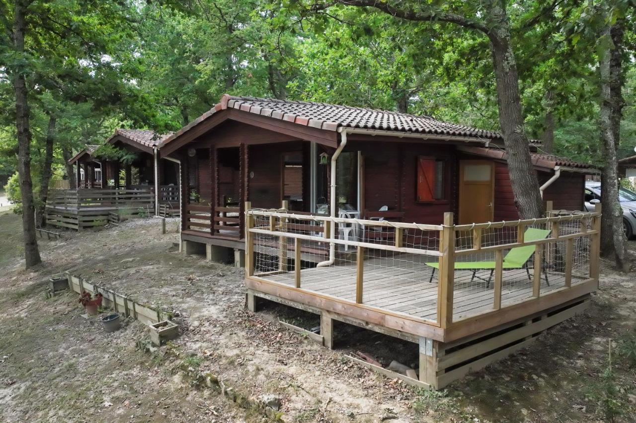 Camping Les Lacs D'Armagnac Bretagne-d'Armagnac Bagian luar foto