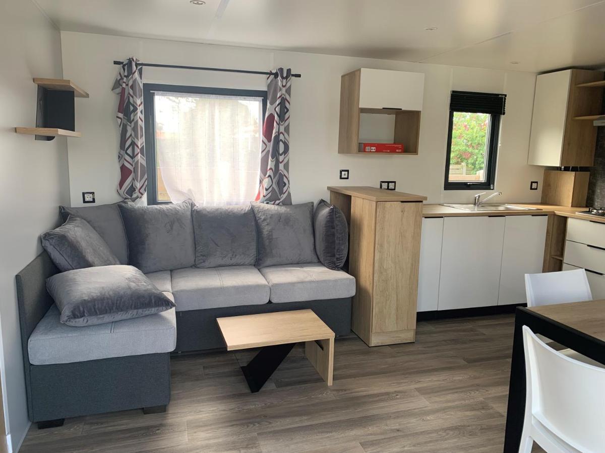 Camping Les Lacs D'Armagnac Bretagne-d'Armagnac Bagian luar foto