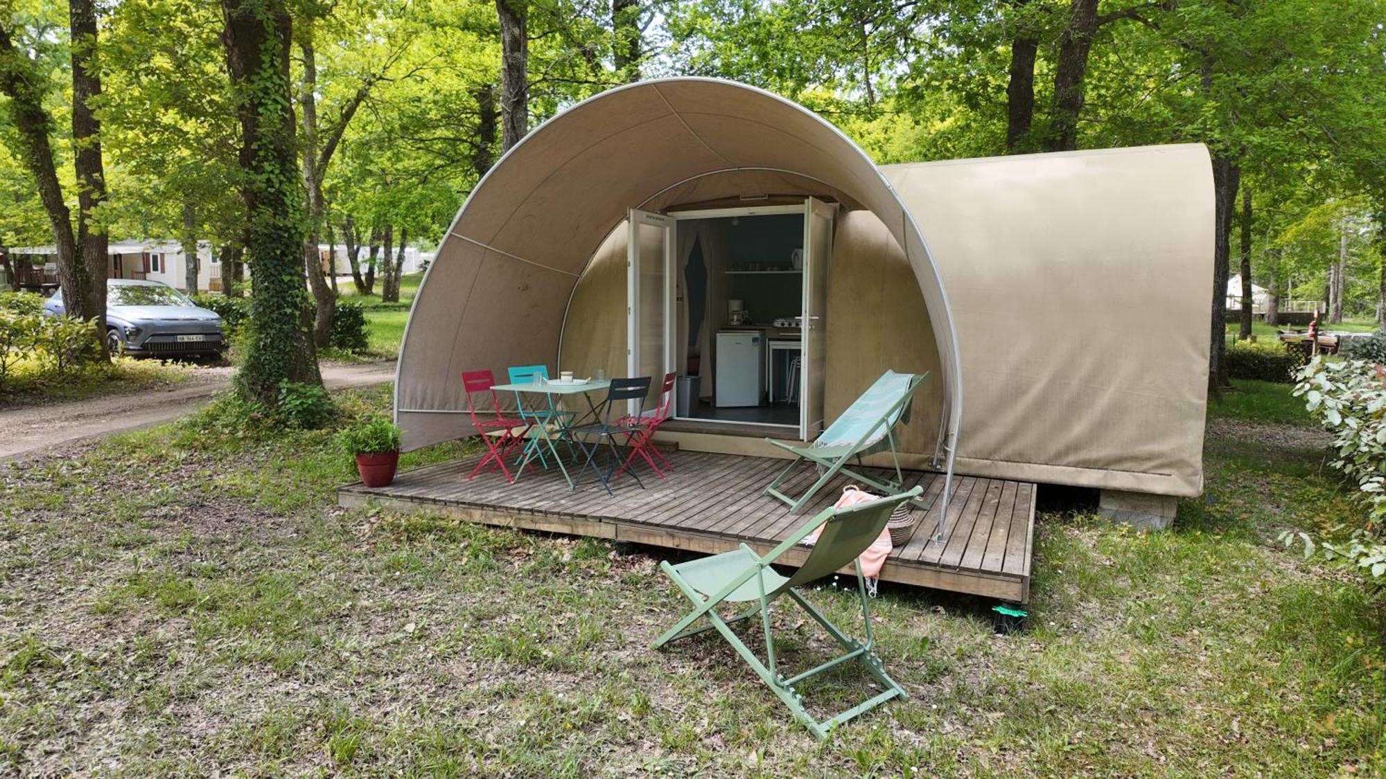 Camping Les Lacs D'Armagnac Bretagne-d'Armagnac Bagian luar foto
